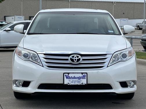 Blizzard Pearl 2011 Toyota Avalon Limited