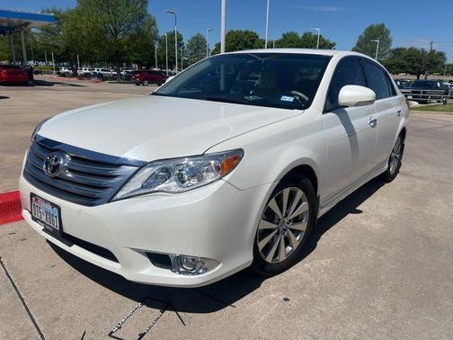 Blizzard Pearl 2011 Toyota Avalon Limited