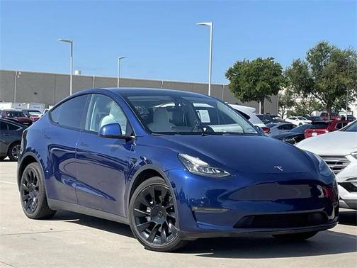 2022 Tesla Model Y Long Range Dual Motor All-Wheel Drive