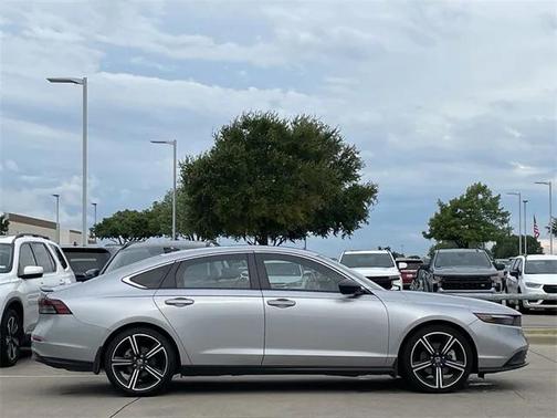 2023 Honda Accord Hybrid Base