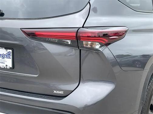 2024 Toyota Highlander XSE