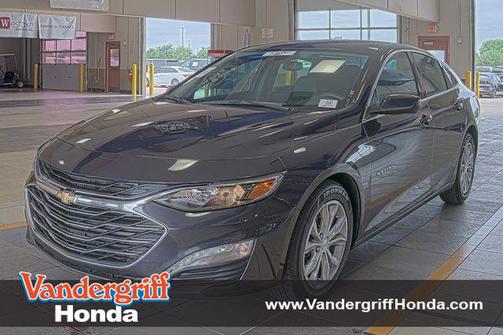 Dark Ash Metallic 2023 Chevrolet Malibu FWD 1LT