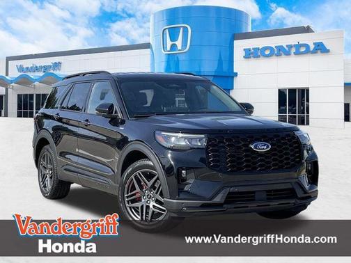 Agate Black 2025 Ford Explorer ST-Line