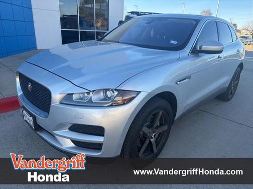 2017 Jaguar F-PACE 35t Prestige