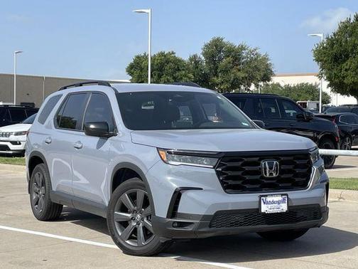 Sonic Gray Pearl 2025 Honda Pilot Sport