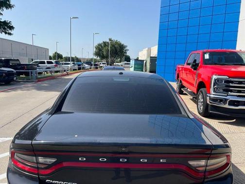 Pitch Black 2022 Dodge Charger SXT