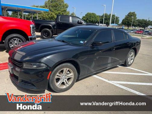 Pitch Black 2022 Dodge Charger SXT