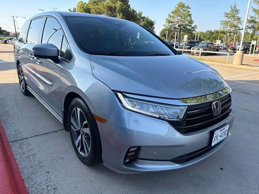 Lunar Silver Metallic 2023 Honda Odyssey Touring