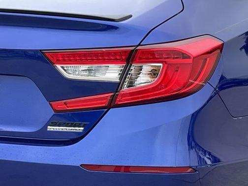 Still Night Pearl 2022 Honda Accord Sport SE 1.5T