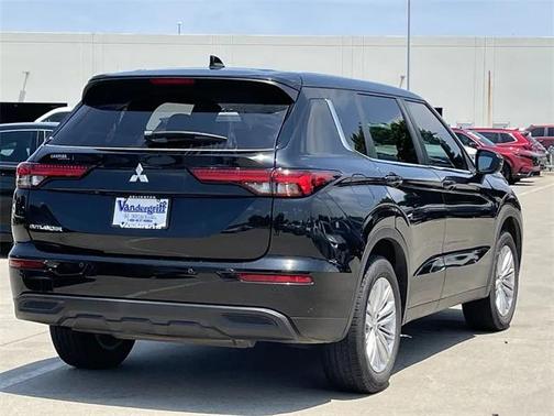 2022 Mitsubishi Outlander ES 2.5 2WD
