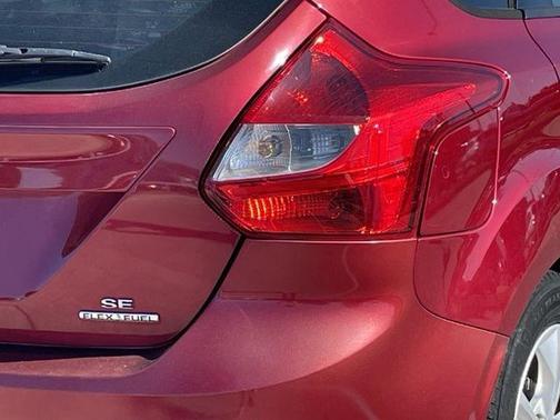 Ruby Red 2014 Ford Focus SE