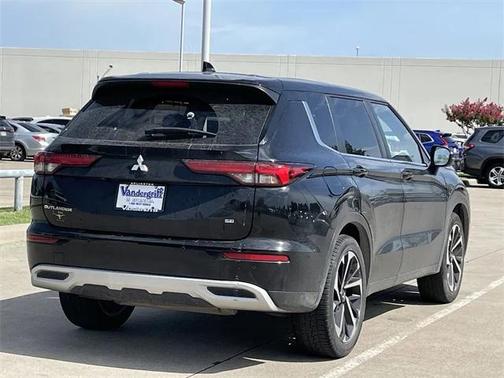2023 Mitsubishi Outlander SE 2.5 2WD