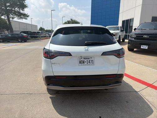 Platinum White Pearl 2023 Honda HR-V EX-L