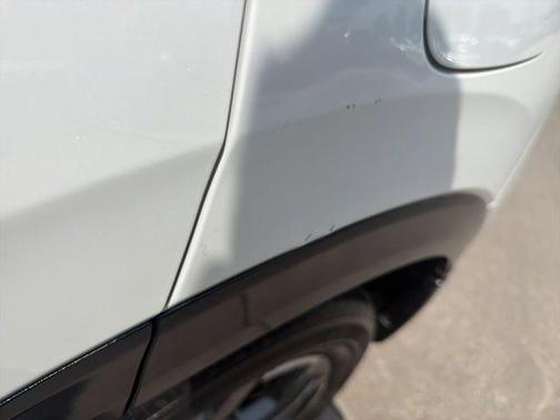 Platinum White Pearl 2023 Honda HR-V EX-L