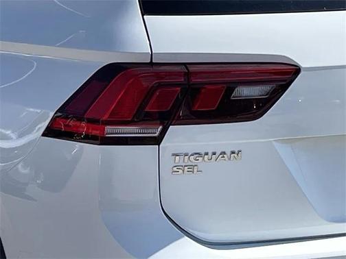 2021 Volkswagen Tiguan 2.0T SEL R-Line 4MOTION