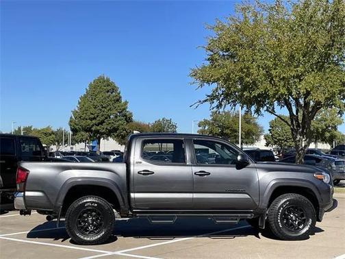 2020 Toyota Tacoma SR5