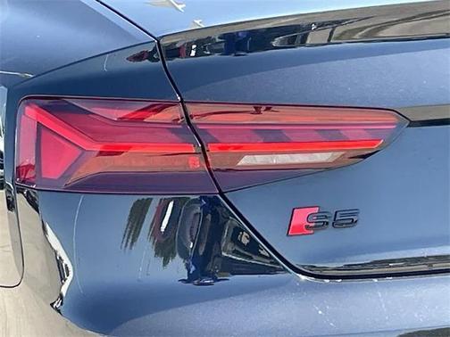 2022 Audi S5 3.0T Prestige