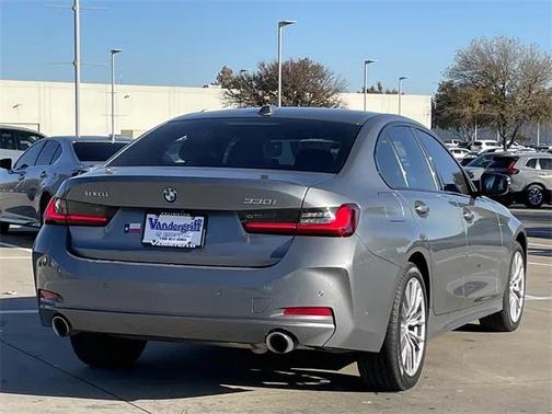 2023 BMW 330 330i