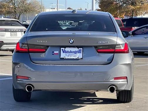 2023 BMW 330 330i