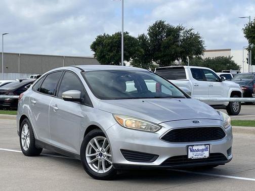 Ingot Silver 2016 Ford Focus SE