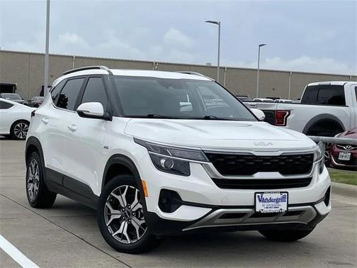 2022 Kia Seltos EX