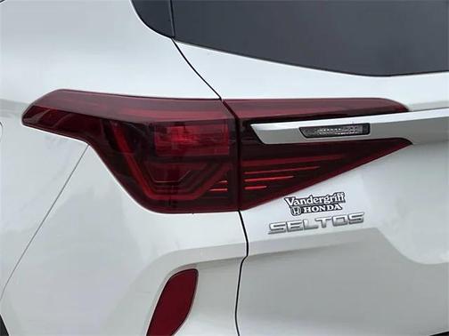 2022 Kia Seltos EX