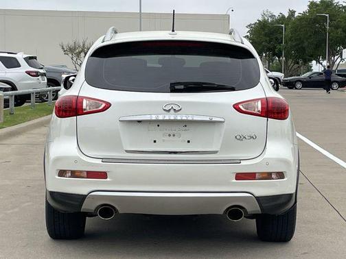 2017 INFINITI QX50 Base