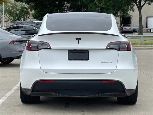 2023 Tesla Model Y Performance Dual Motor All-Wheel Drive