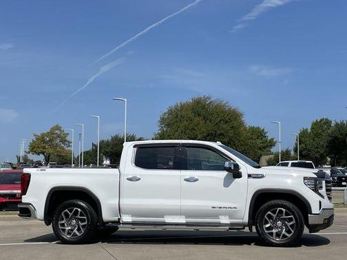 Summit White 2022 GMC Sierra 1500 SLT