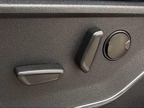 Carbonized Gray Metallic 2024 Ford F-250 Lariat