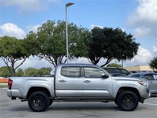 2020 Toyota Tacoma SR5