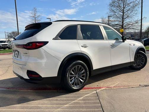 Rhodium White Premium 2025 Mazda CX-70 3.3 Turbo Preferred Package