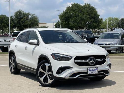 Polar White 2025 Mercedes-Benz GLA 250 4MATIC
