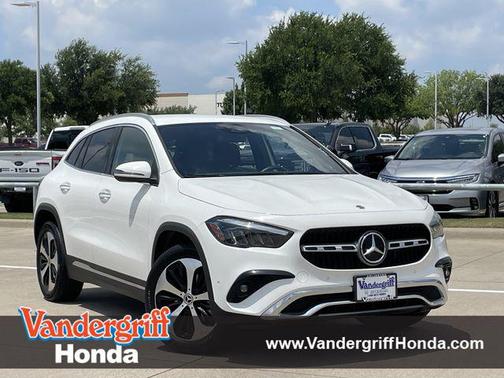 Polar White 2025 Mercedes-Benz GLA 250 4MATIC