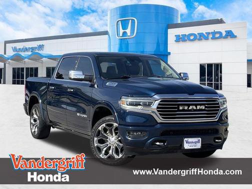 Patriot Blue Pearlcoat 2021 RAM 1500 Longhorn