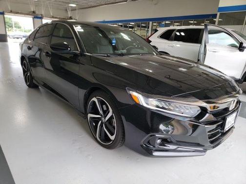 Crystal Black Pearl 2022 Honda Accord Sport 1.5T