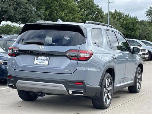 2023 Honda Pilot AWD Elite