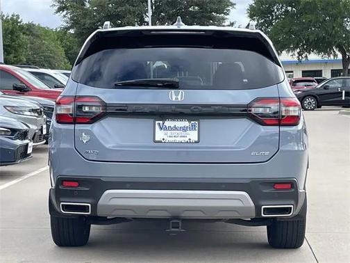 2023 Honda Pilot AWD Elite