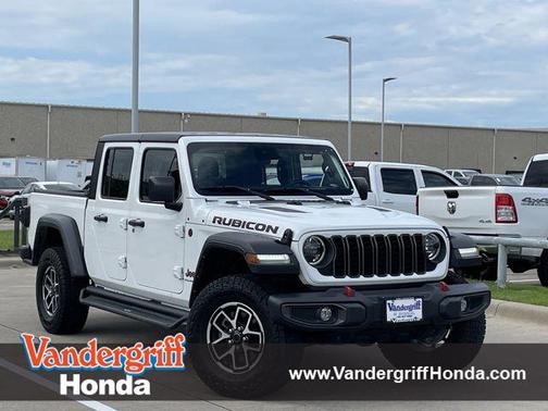 Bright White Clearcoat 2024 Jeep Gladiator Rubicon