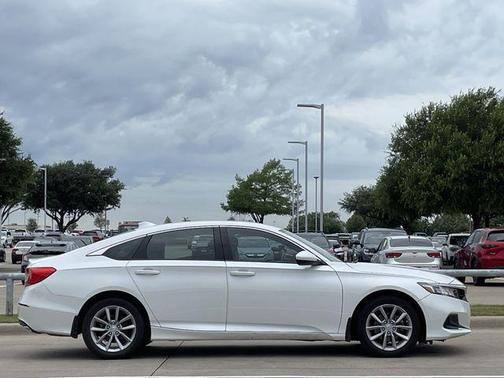 Platinum White Pearl 2021 Honda Accord LX 1.5T