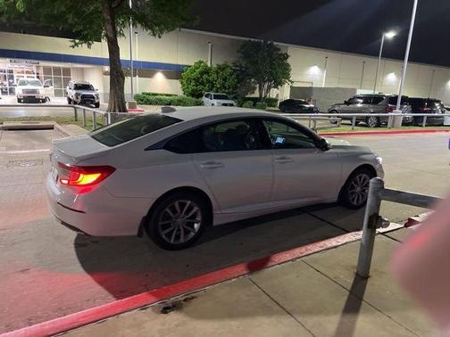 Platinum White Pearl 2021 Honda Accord LX 1.5T