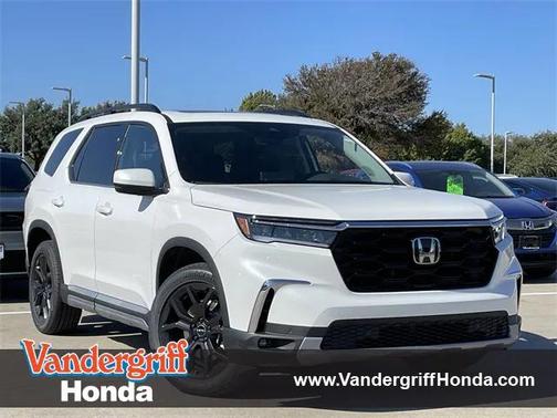 2025 Honda Pilot Touring 8-Passenger