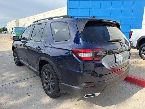 Obsidian Blue Pearl 2025 Honda Pilot Sport