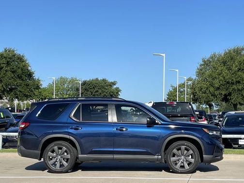 Obsidian Blue Pearl 2025 Honda Pilot Sport