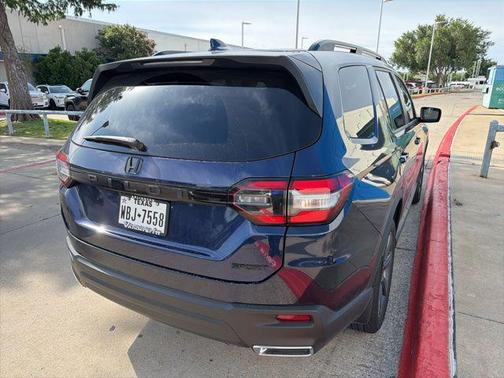 Obsidian Blue Pearl 2025 Honda Pilot Sport