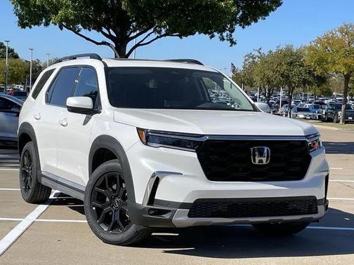 2025 Honda Pilot Touring 8-Passenger