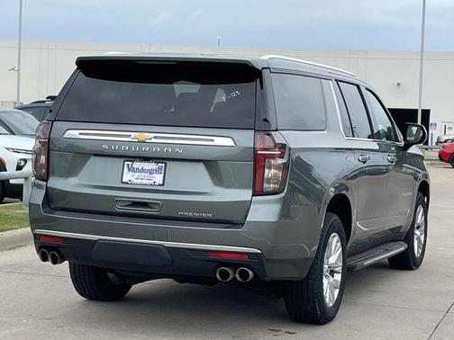 Silver Sage Metallic 2023 Chevrolet Suburban Premier