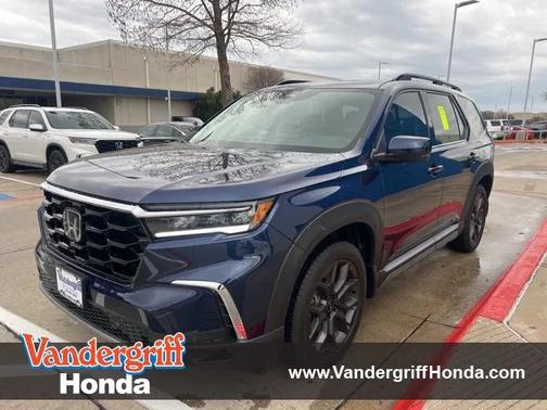 2023 Honda Pilot Touring 8-Passenger
