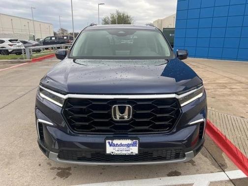 2023 Honda Pilot Touring 8-Passenger