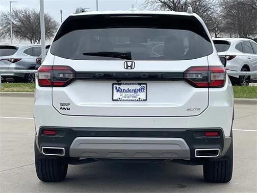 2025 Honda Pilot Elite